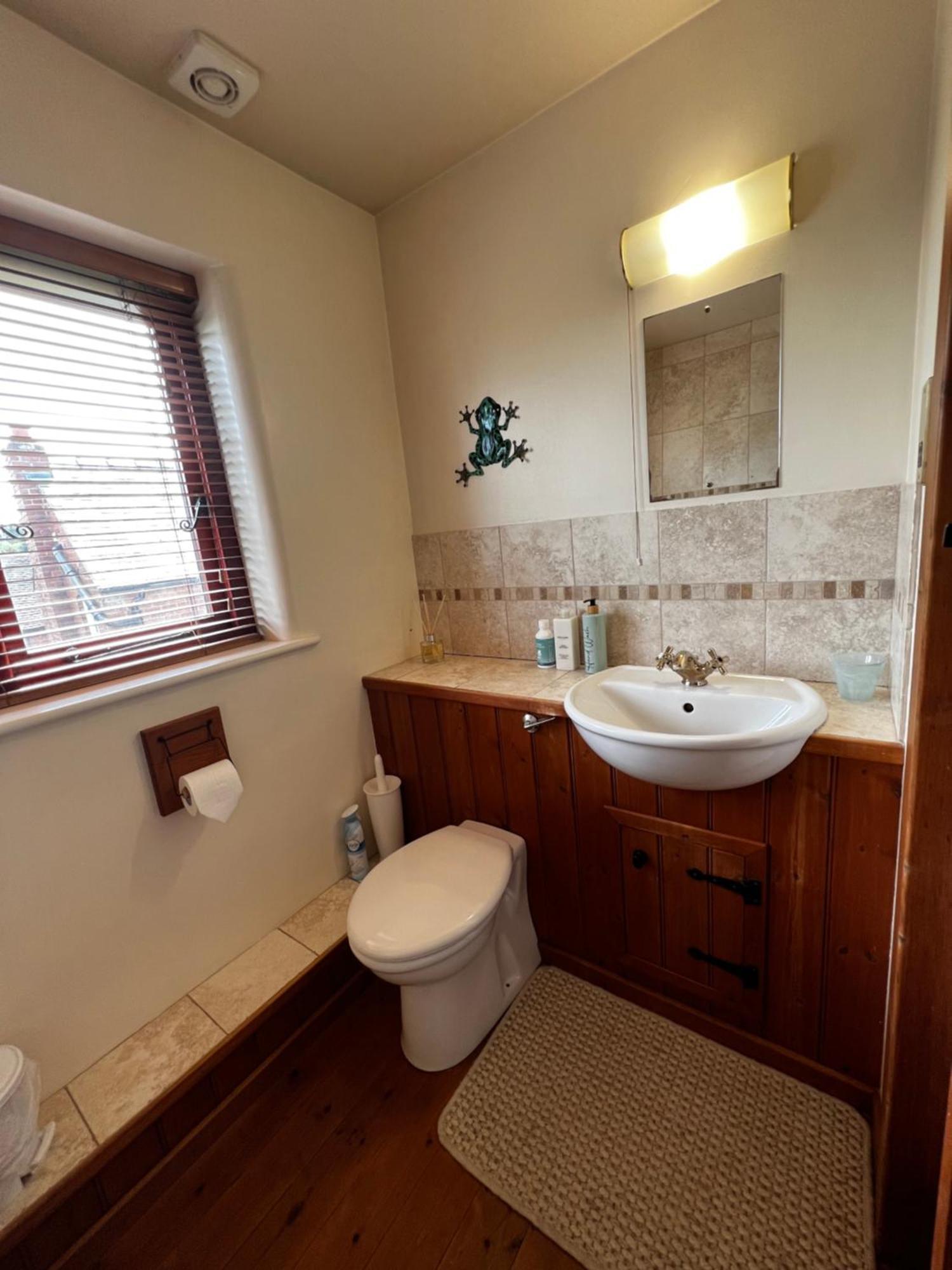 Frog Cottage, Ludlow - A Charming Townhouse For 4 Luaran gambar